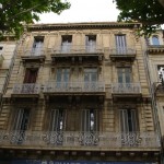 Išskirtiniai Narbonne namų metaliniai balkonėliai